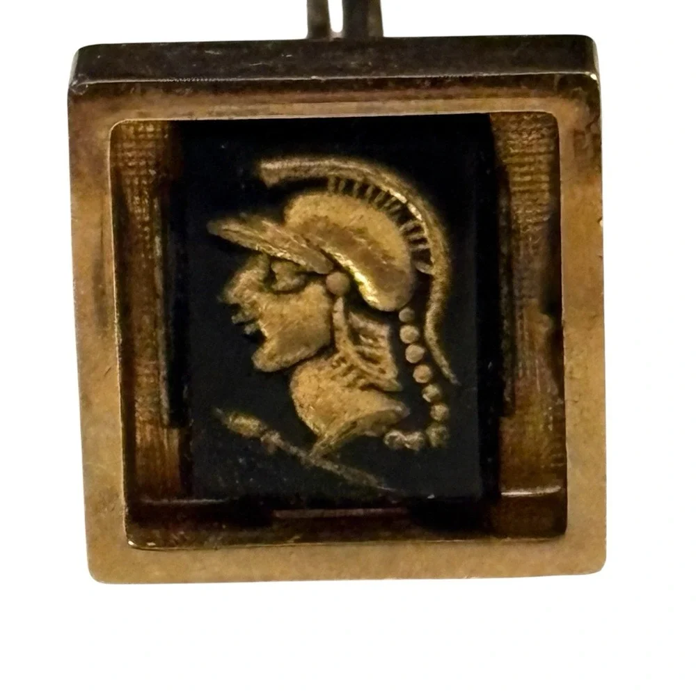 Vintage Cufflinks Roman Trojan Greek Soldier Gold Tone Black‎ Center Square